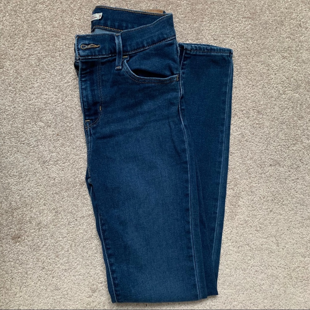 Levi’s 720 high rise super skinny jeans